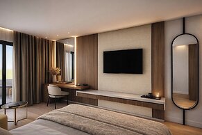 HOTEL MEDITERRANEO LIMAN free private beach for hotel guest