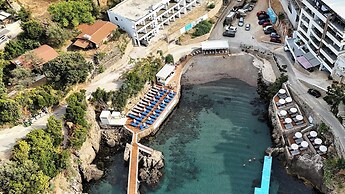 HOTEL MEDITERRANEO LIMAN free private beach for hotel guest