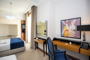 Casual Belle Epoque Lisboa Hotel