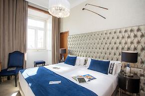 Casual Belle Epoque Lisboa Hotel