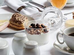 Dear Lisbon -Valmor Palace