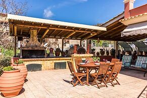 Antonela Sunshine Apartment by CorfuEscapes