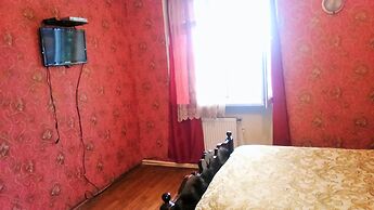 Hotel Lilo near Airport