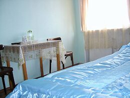 Hotel Lilo near Airport