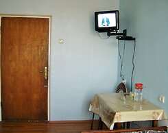 Hotel Lilo near Airport