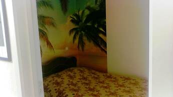 Hotel Lilo near Airport