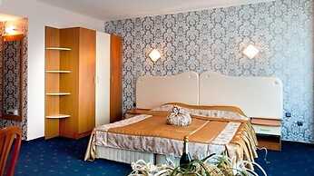 Sirius Beach Hotel & SPA