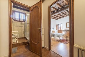 Montecitorio & Pantheon Stylish Flat