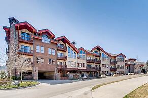 Black Bear3Br 3Ba BB103 - CBBI - No Cleaning Fee! by RedAwning