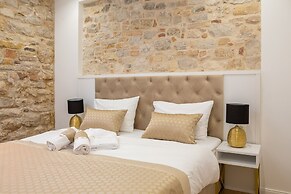 Le Premier Luxury Rooms