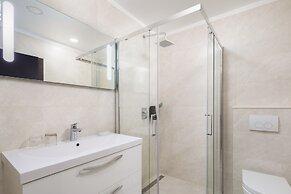 Le Premier Luxury Rooms