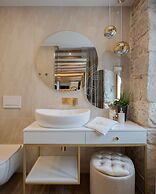 Le Premier Luxury Rooms