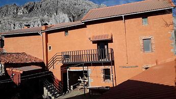 Albergue Valle de Arbas - Hostel