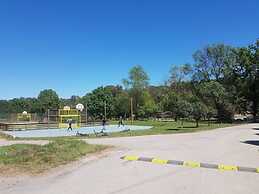 La Pierre Verte Camping Village