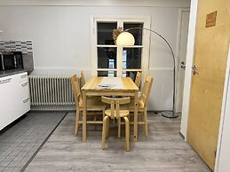 LAURI Historical Log House Manor