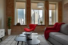 Gorgeous 1 Bedroom in Historic Building, Downtown