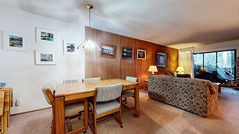 Summit #267 1 Bedroom Condo by RedAwning