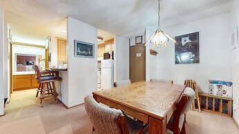 Summit #267 1 Bedroom Condo by RedAwning