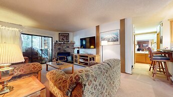 Summit #267 1 Bedroom Condo by RedAwning