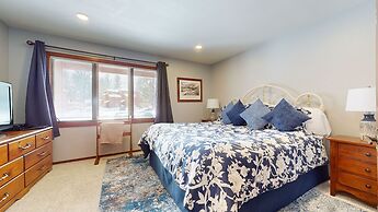 Woodlands #33 3 Bedroom Condo by RedAwning