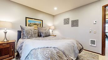 Woodlands #33 3 Bedroom Condo by RedAwning