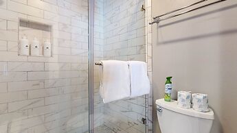 Woodlands #33 3 Bedroom Condo by RedAwning