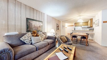 Summit #273 2 Bedroom Condo by RedAwning