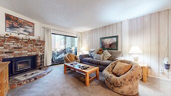 Summit #273 2 Bedroom Condo by RedAwning