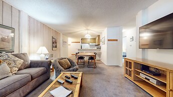 Summit #273 2 Bedroom Condo by RedAwning