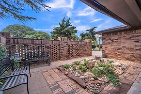 Stead House-3bd/2ba, Ttu,  Fall Specials! 3 Bedroom Home by RedAwning