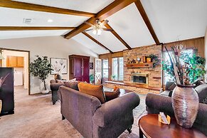 Stead House-3bd/2ba, Ttu,  Fall Specials! 3 Bedroom Home by RedAwning