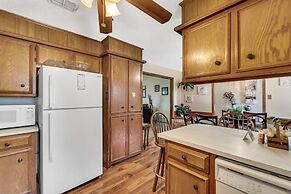 Stead House-3bd/2ba, Ttu,  Fall Specials! 3 Bedroom Home by RedAwning