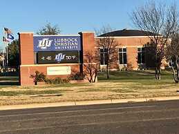 Stead House-3bd/2ba, Ttu,  Fall Specials! 3 Bedroom Home by RedAwning