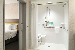 Home2 Suites by Hilton Overland Park