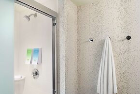 Home2 Suites by Hilton Overland Park