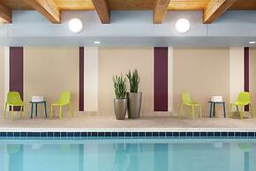 Home2 Suites by Hilton Overland Park