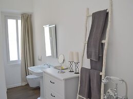 RH Aqueduto Lisbon House