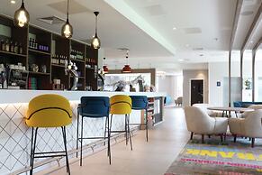 Hampton by Hilton Hamilton Park