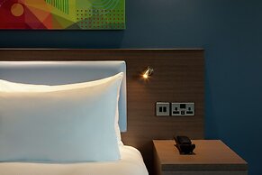 Hampton by Hilton Hamilton Park