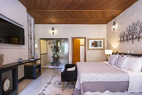 Pousada Cavaleiro dos Pireneus