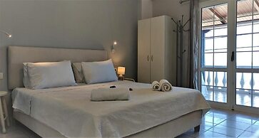 Elena's Luxury Studios and Apartments