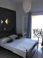 Elena's Luxury Studios and Apartments