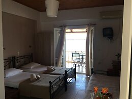 Elena's Luxury Studios and Apartments