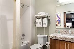 MainStay Suites Lancaster Dallas South