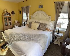 Glen Ellen Inn