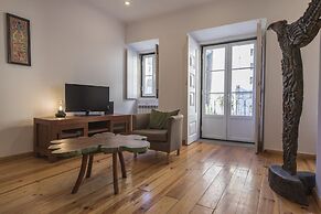 A Pearl in Graceland