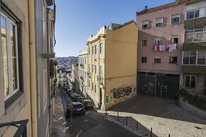 A Pearl in Graceland