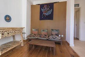 A Pearl in Graceland