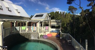 Hekerua Lodge Boutique Backpackers
