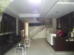 Manado Inn Hotel